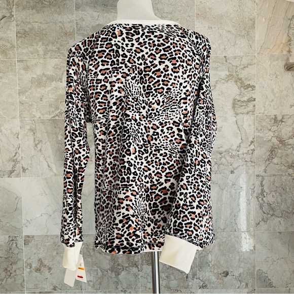 Flora by Flora Nikrooz Leopard Velour Pajama PJ Top - Picture 4 of 7